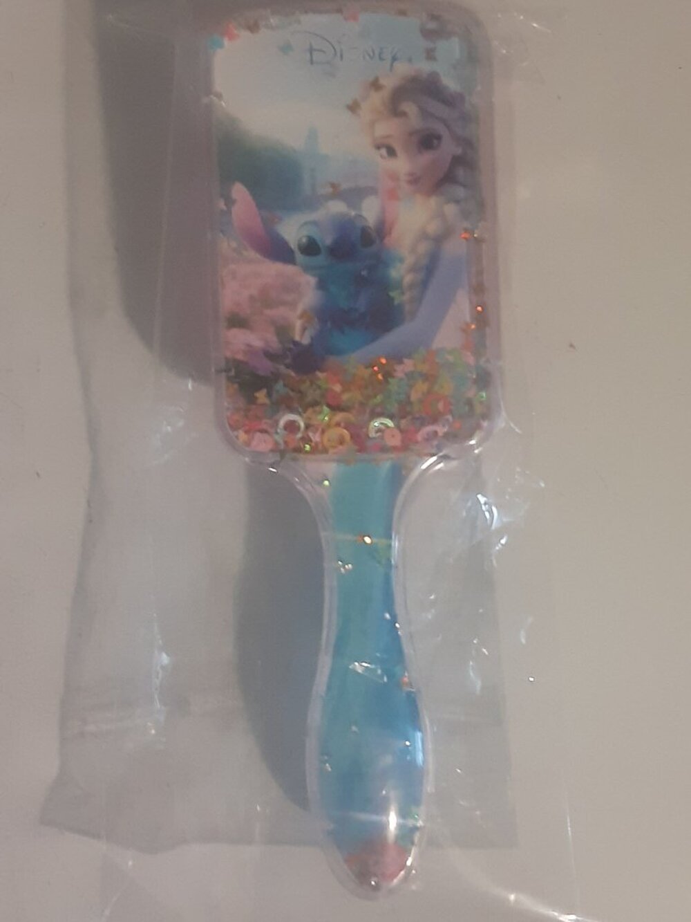 Disney Elsa & Stitch detangling brush